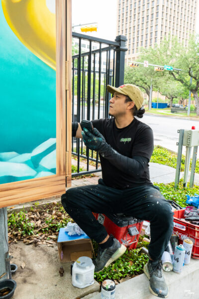 gelson w3ar3on3 artbox at the texas governors mansion on 11th street mini mural by the downtown austin alliance foundation writing on the walls